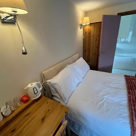 Y Star Villa Dylife Exterior photo